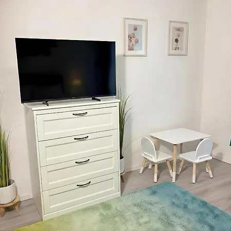 Apartment Family Apartment Neunkirchen 5