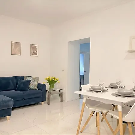 Family Apartment Neunkirchen 5 *