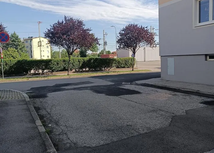 Apartment Family Design - 2 5 *